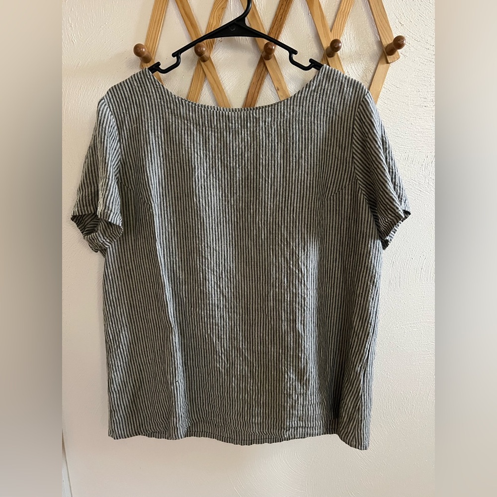 Not Perfect Linen Hamburg top